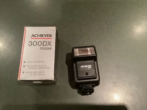 ACHIEVER Vintage Flash Model 300DX For PENTAX Program Camera With Original Box - Picture 1 of 5