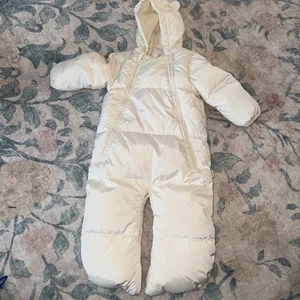 Unisex Baby Gap Denim Bunting Size 3-6 Month White Soft Cozy Full Snow Suit - Picture 1 of 3
