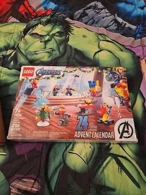 Avengers Advent Calendar Lego Marvel 76196 Mini Figures 298 Pieces 24 Gifts Thor - Image 1 of 4