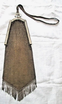 Cartera antigua de malla soldada de metal plateado cierre de joya azul 7" de largo + flecos Foto 1 de 4