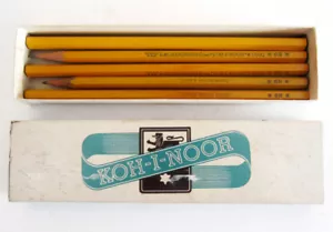 5 Vintage Koh-i-noor Drawing Pencils in Original Box L. & C. Hardtmuth, Inc., NY - Picture 1 of 3