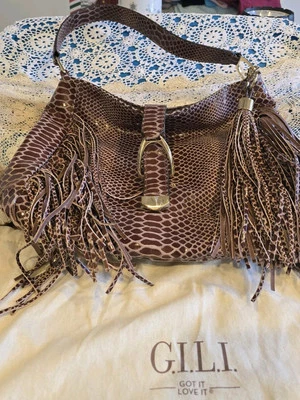 G.I.L.I. Bolso de mano grande de cuero de serpiente pitón con flecos boho Foto 1 de 4
