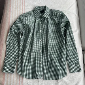 NWOT Crewcuts boys' size 12 Thompson green checkered long sleeve button-up shirt - Picture 1 of 2