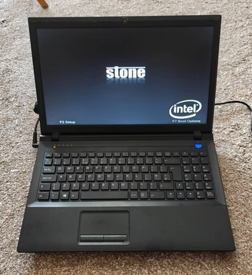 Clevo Terra Mobile 1512 Laptop i3 Windows 11 Webcam DVD SSD HDMI Gd Batt Cheap - Image 1 of 4