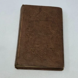 ANTIQUE 1844 THE POCKET FARRIER VETERINARY ART POCKET GUIDE BOOK LONDON - Picture 1 of 7