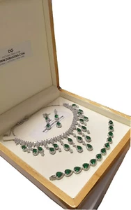 White Gold Finish Pear-Cut Emerald & Created Diamond Jewellery Set Free Gift Box - Picture 1 of 11