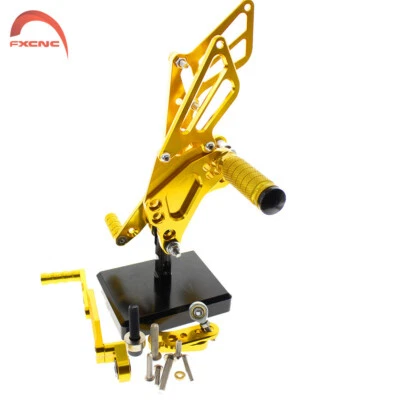 Juegos estriberas traseras ajustables CNC para Suzuki GSXR1000 K9 K11 2009 2010 2011-2016 Foto 1 de 4