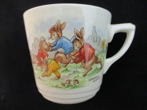 Taza de colección Royal Doulton Bunnykins ~ Barbara Vernon ~ Bunny Race - Imagen 1 de 5