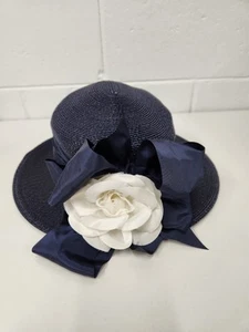 Vintage Frank Oliver For Saks Fifth Avenue Women s Navy/Ivory Elegant/Formal Hat - Picture 1 of 10