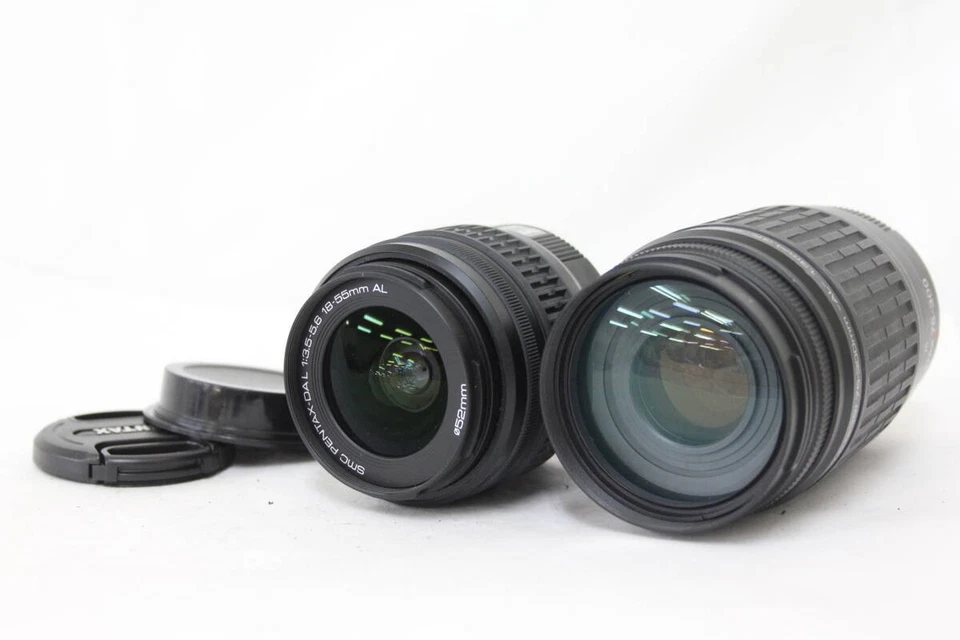Dos lentes en total: bolígrafo-FA J 75-300mm F4.5-5.8 Pen-Dal 18-55mm F3.5-5.6 AL Foto 1 de 4