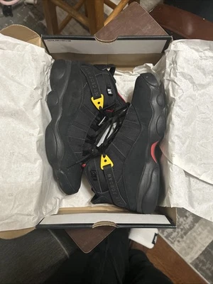 Jordan 6 Anillos NEGRO ROJO UNIVERSITARIO 7/5 Hombre’s (Talla 9 Mujer’s) Foto 1 de 4