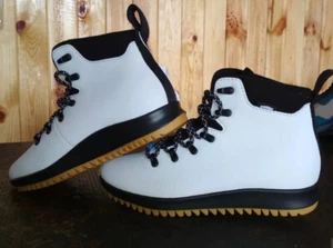 Native AP APEX Weatherproof Ankle Boot boots, US 7 - Imagen 1 de 12