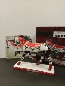 Trail of Painted Ponies COZY TOES 1E/283 - Navidad - Nuevo En Caja - Imagen 1 de 3