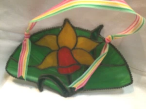 Vintage Buntglas Trompete Blume Sonnenfänger 7"T 10,5"W - Bild 1 von 5