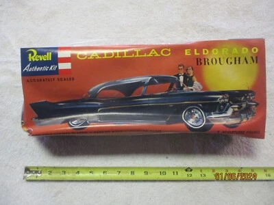 REVELL CADILLAC ELDORADO BROUGHAM 1:25 MODEL KIT 1244 OPEN BOX 1957 COMPLETE VTG - Image 1 of 3