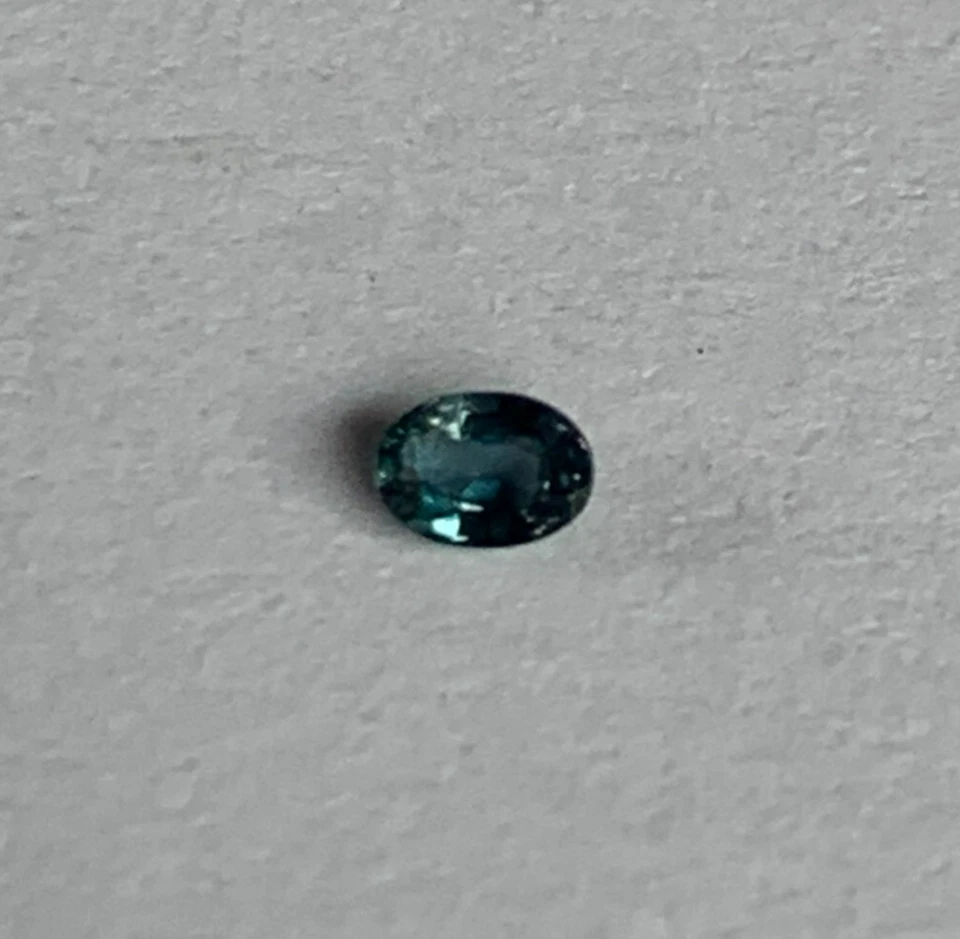 Andy's Gem Garage Sale - Natural Alexandrite - .08ct Oval WOW! Color change - Image 1 of 4