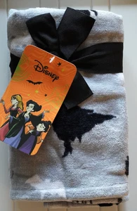 Disney Hocus Pocus "Hexen be Crazy" 2er Pack Handtücher Halloween Besen Neu mit Etikett - Bild 1 von 4
