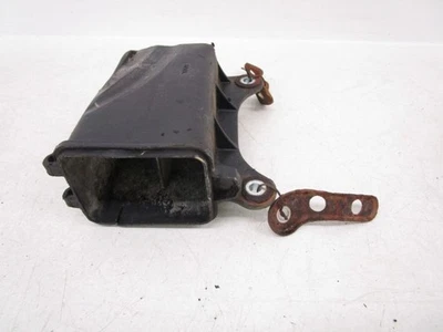 Caja de almacenamiento de herramientas 87 Honda TRX 200SX 83500-VM6-680 1986-1987 Foto 1 de 4