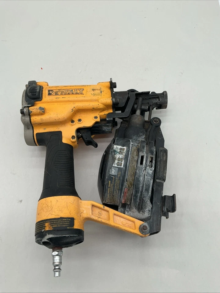 DeWALT 1-3/4 TO 3/4 In 15 Degree DW45RN Pneumatic Coil Roofing Nailer - Image 1 of 4
