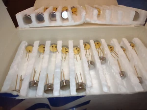 LM309H por NATIONAL SEMICONDUCTOR 5.0V 1.0A Regulador de Voltaje Positivo EE. UU. ¡STOCK! - Imagen 1 de 5