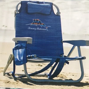 Tommy Bahama beach chair With Backpack And Cooler Bottle Opener NEW - Imagen 1 de 3