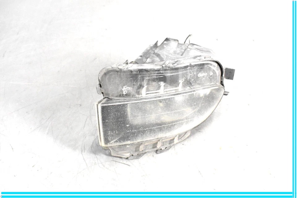 LEXUS GS300 GS350 GS430 FOG LIGHT RH 06-11 OEM PASSENGER - Image 1 of 4