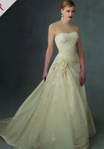 Cosmobella 7329 Embellished Wedding Dress Size 6 - Picture 1 of 4
