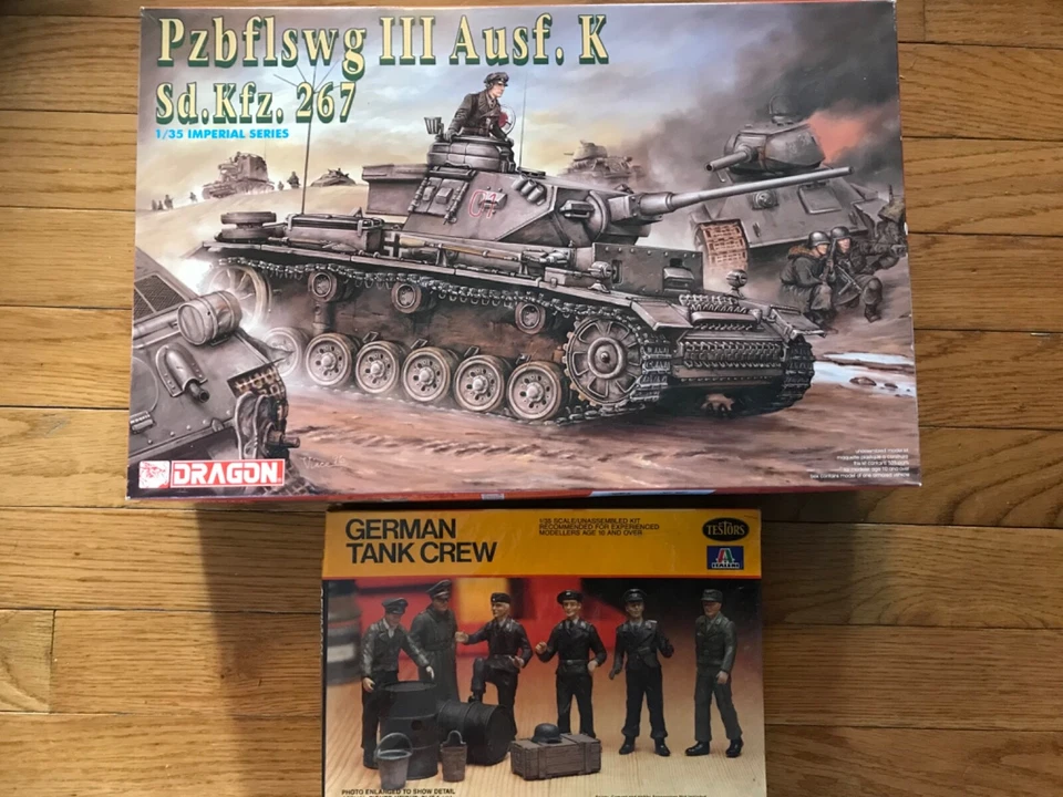 Dragon DML - Pzbflswg III Ausf. K Sd.Kfz. 267 -  1/35 - #9018 NEW, plus figures - Image 1 of 4