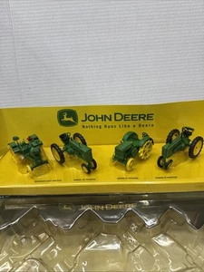 Athearn 7758 1:50 John Deere Tractor Series #1 (Box of 4) damaged box - Picture 1 of 12