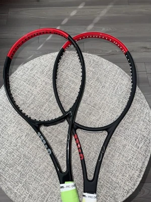 Autógrafo de Roger Federer Wilson RF97 v13 Foto 1 de 4