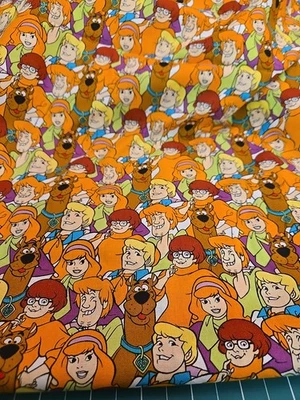 Tela de algodón Scooby Doo Fred Shaggy Velma Daphne por 1/2 yarda NUEVO corte personalizado Foto 1 de 4