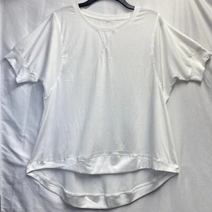 Entspanntes kurzärmliges Damen-T-Shirt mit gebogenem Saum Rundhalsausschnitt weiß mittel - Bild 1 von 18