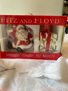 FITZ & FLOYD- MINGLE,JINGLE BE MERRY SALT AND PEPPER SHAKERS - Picture 1 of 1
