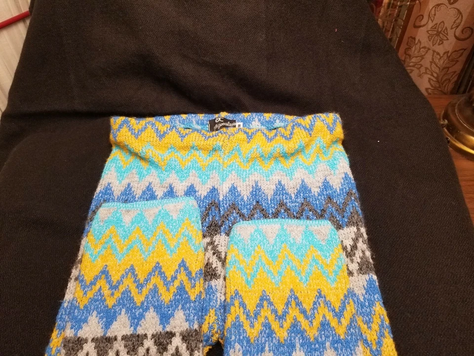 Леггинсы AC Signature размер S/M желтый/зеленый/синий/серый волновой узор - Изображение 1 из 3