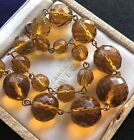Collier vintage à facettes en verre ambre perles bel état cadeau emballé