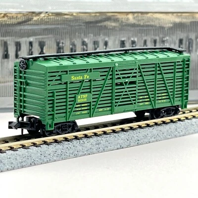 Model Power 3555 Santa Fe Stock Cattle Livestock Car ATSF 582039 N Scale - Image 1 of 4