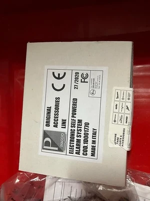 606423M / 1D001770 kit Allarme Moto Guzzi V7 III E V7 IV Nuovo - Immagine 1 di 3