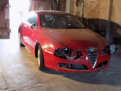 ALFA ROMEO GT, Typ 937, 1.8 Twin Spark, Schlachter - Bild 1 von 4