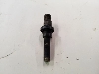 Fuel Injector | Fits 1974-1993 Mercedes Benz 190E 260E 280E 300E 380SL 380SEL - Image 1 of 2