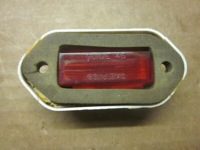 Luz marcadora lateral trasera Buick LeSabre/Wildcat 1969 OEM Foto 1 de 2