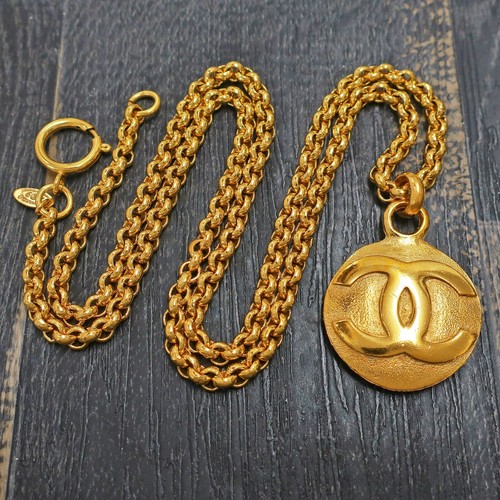 Collana CHANEL placcata oro logo CC rotonda vintage catena ciondolo #778c rialzo