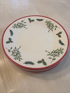 ROYAL NORFOLK 10 1/2" Dinner Plates Christmas Holly Berries Set Of 5 With Tags - Picture 1 of 7