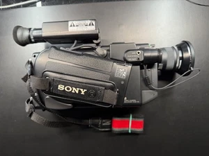 Sony CCD-V5 Video 8 Handycam als Ersatzteilspender - Bild 1 von 12