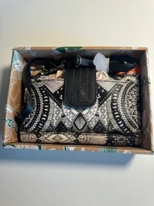 Sakroots ARTIST CIRCLE - wristlet crossbody- OLYMPIC SD Pattern - New In Box - Picture 1 of 3