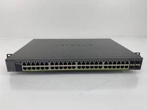 Conmutador administrado inteligente Netgear ProSafe GS752TP V1H1 48 puertos Gigabit PoE con 4-SFP - Imagen 1 de 8