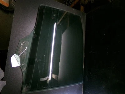 Rear Right Door Window Glass 43R-001582 08-14 Mercedes Benz W204 C300 C250 C350 - Image 1 of 4