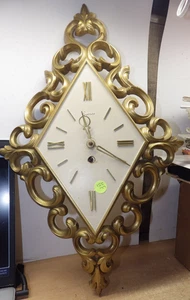 Reloj de Pared Syroco De Colección Forma Diamante MCM 1960 Tono Dorado Ornamentado EE. UU. ALEMANIA MECH - Imagen 1 de 9
