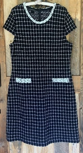 St John Beautiful Black & White Tweed Plain Dress - Picture 1 of 10