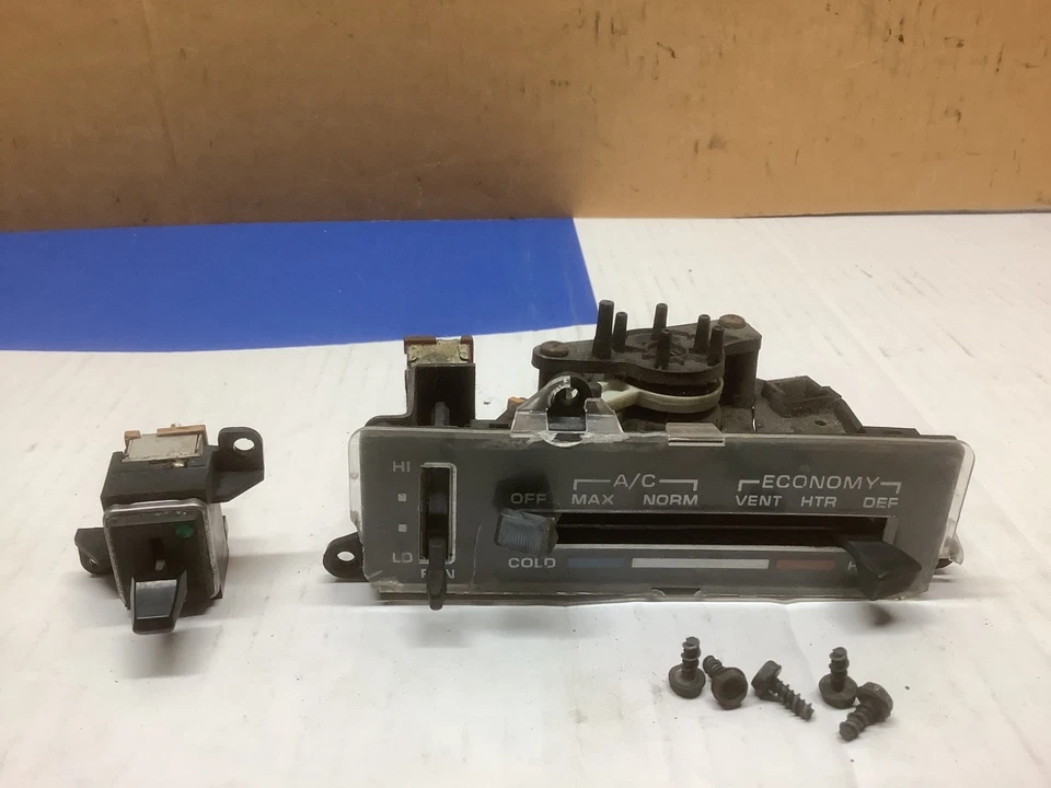 OEM 1980 1981 1982 Corvette calefacción aire acondicionado panel de control consola OEM 344882 Foto 1 de 4