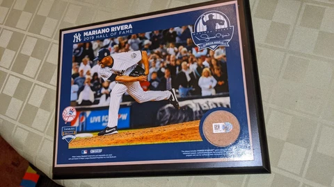 Mariano Rivera New York Yankees STEINER Yankee Stadium Dirt Plaque 2019 HOF Cover